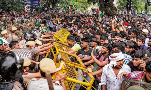 ‘दगडांनी भरलेला ट्रक’ कट नव्हे; महापालिकेच्या कामासाठीच होता