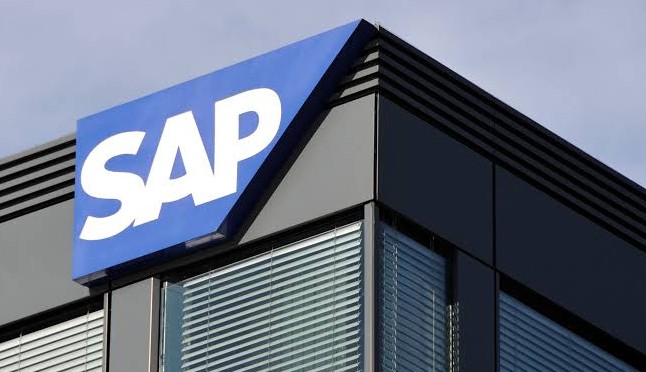 सॉफ्टवेअर कंपनी SAP ने भरती थांबवली; AI वर करणार लक्ष्य