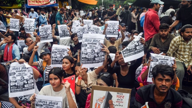 जंतर-मंतरवरील आंदोलनाला परवानगी होती, संसद मोर्चाला नाही