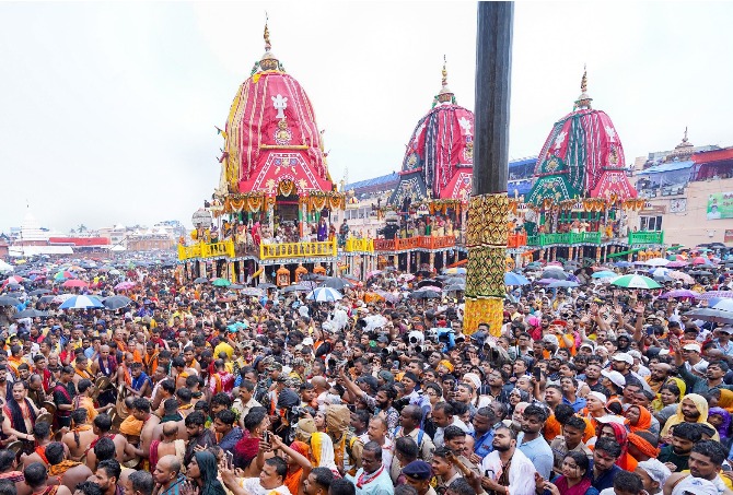 पुरी रथयात्रेत चेंगराचेंगरीसदृश दुर्घटना