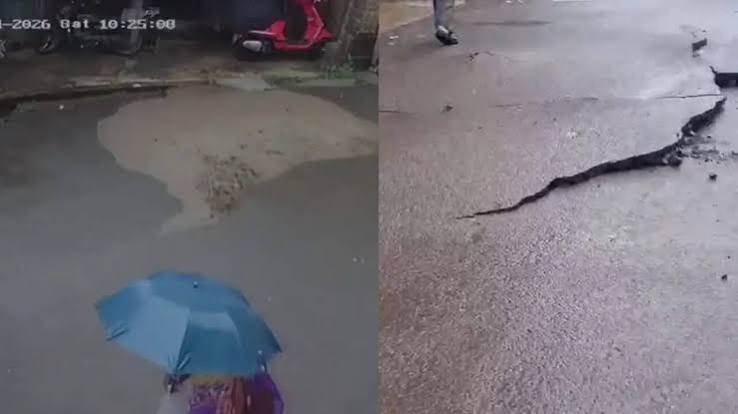 तळेगाव दाभाडेत रस्ता फुटला, उडाला पाण्याचा फवारा…विकासाची पोलखोल