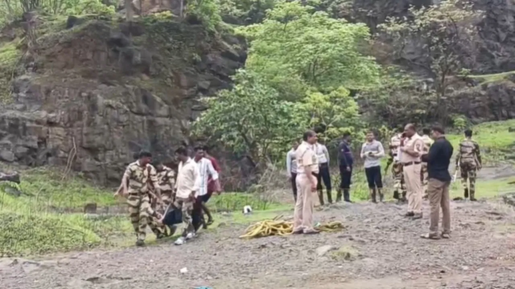 दहिसरच्या खाणीत बुडून दोन तरुणांचा दुर्दैवी अंत