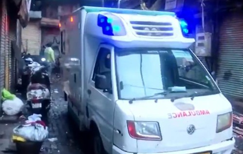 घाटकोपरमध्ये घरांवर दरड कोसळून दोघांचा मृत्यू