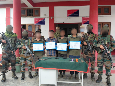 अरुणाचलमध्ये उल्फा-आयच्या चार कॅडरचे आत्मसमर्पण