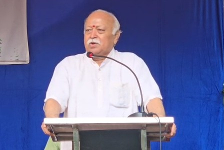 त्याग, बलिदान देऊन मिळविलेले स्वातंत्र्य टिकवायला हवे!