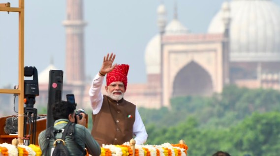 मोदी ठरले सलग सर्वाधिक स्वातंत्र्यदिनाचे भाषण करणारे गैर-काँग्रेसी पंतप्रधान!