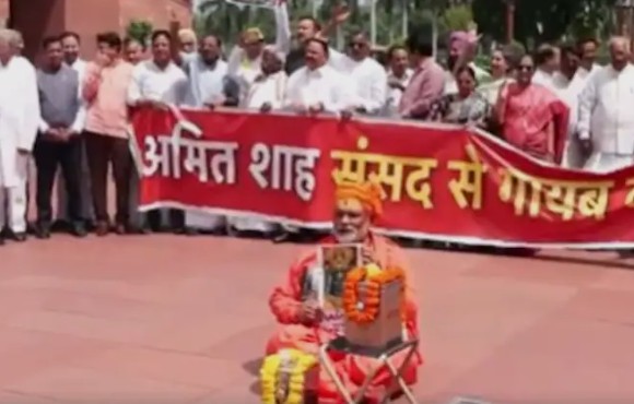 पप्पू यादवना संसद परिसरातील ‘नाटक’ भोवले