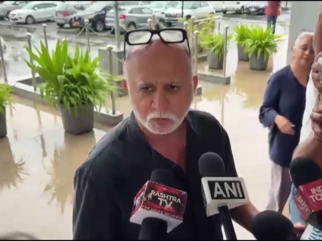 तेहलकाचे संपादक तरुण तेजपाल १० वर्षे खडी फोडायला जाणार