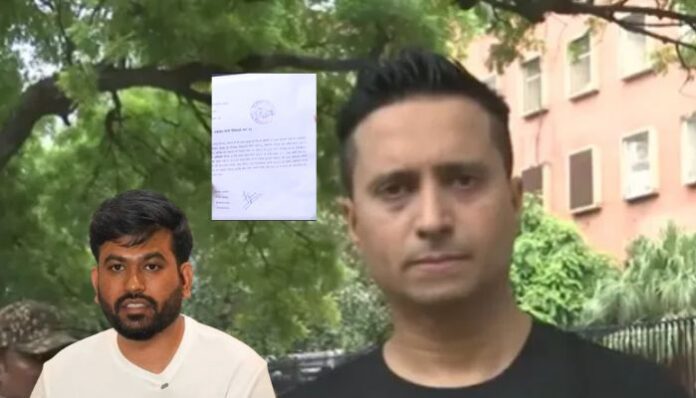 अभिजित दिपकेला तातडीने अटक करा! दिल्ली पोलिसांकडे तक्रार