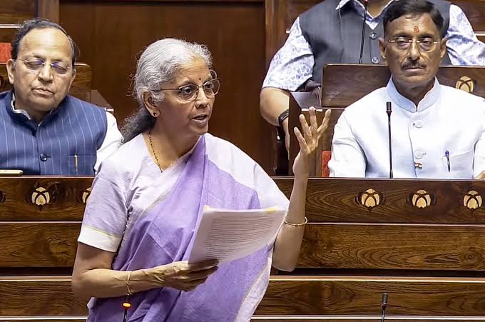 कम्युनिस्ट म्हणजे भित्री भागुबाई…निर्मला सीतारामन यांचा हल्लाबोल